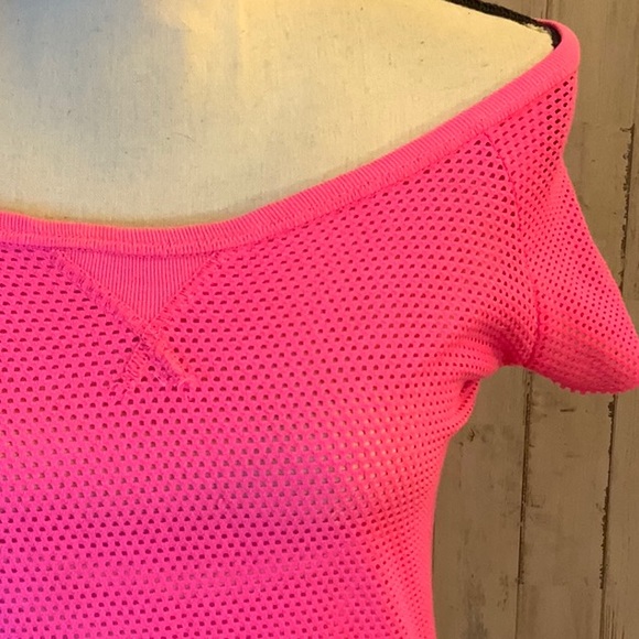 Aero hot pink mesh top. On or off shoulder. S/P - Picture 2 of 5
